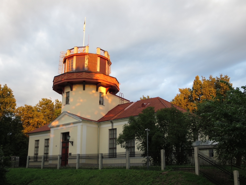 The_Old_Observatory_in_Tartu.jpg